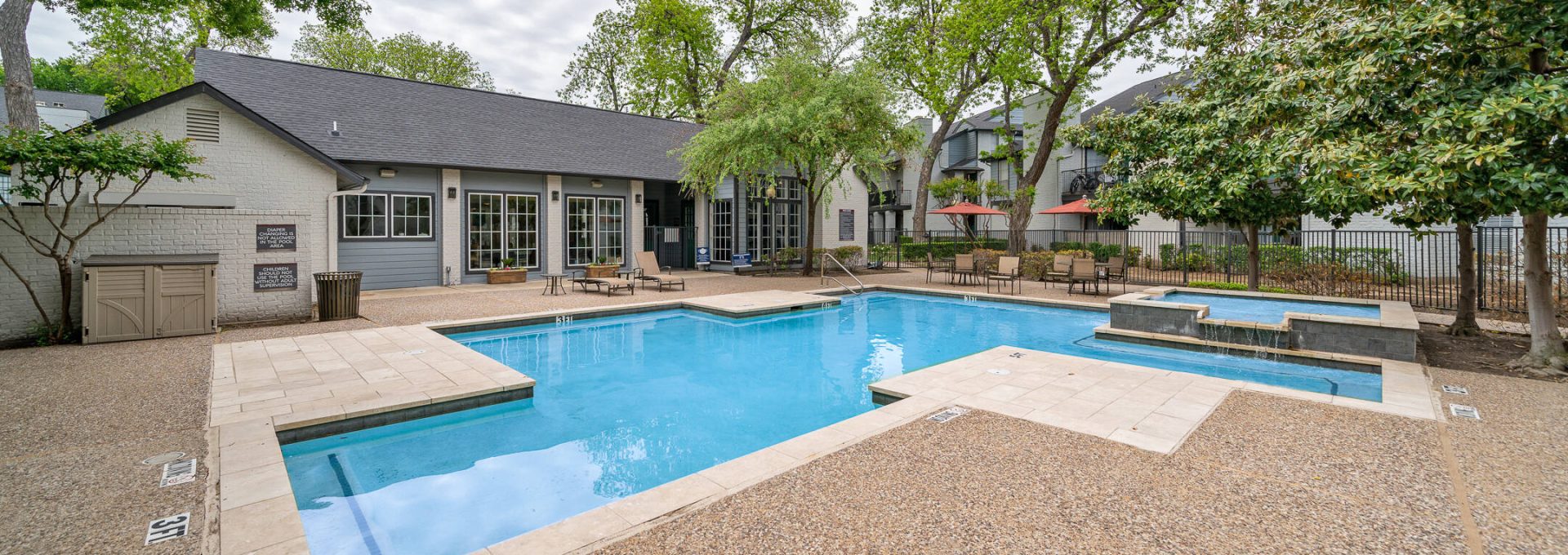 the pool at The Westmount at River Park